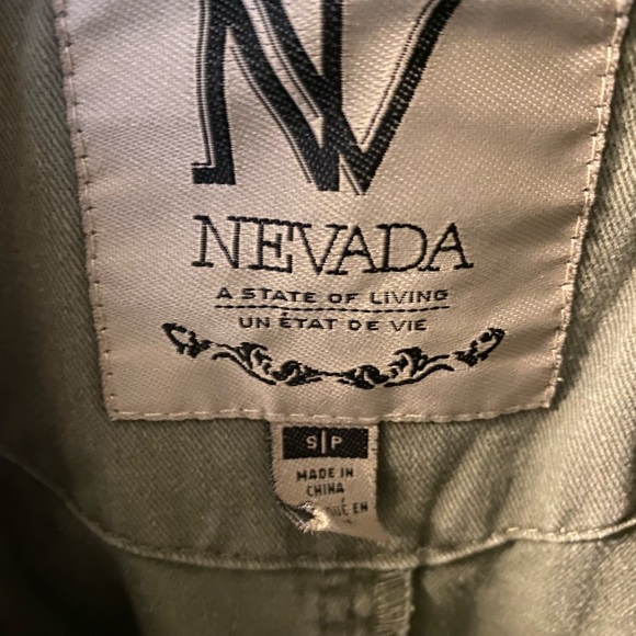 Women’s Small Nevada Button Up Jacket - Picture 3 of 3